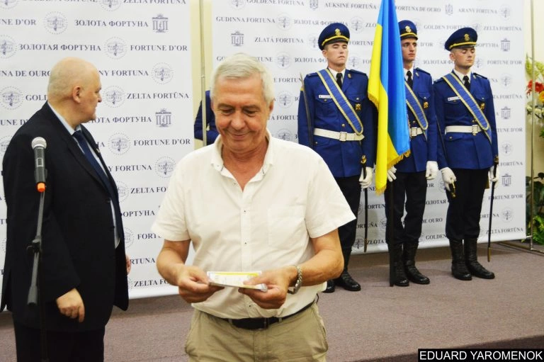 Recognizing the research contribution
