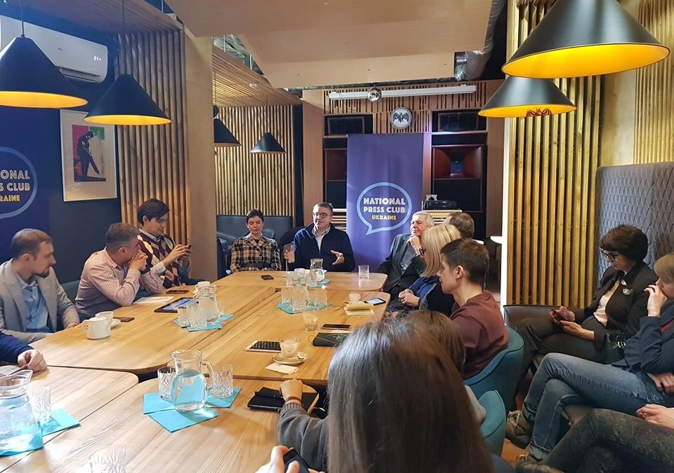 &laquo;Розбурхана ідентичність: хто є сьогодні журналістом?&raquo;